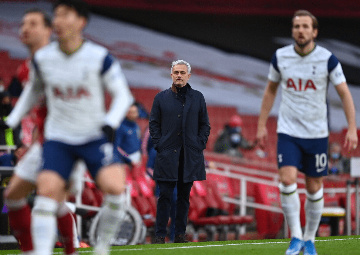 包含杜兰特在阿森纳比赛中战术调整,重返赛场引发热议!引发球迷热议的词条